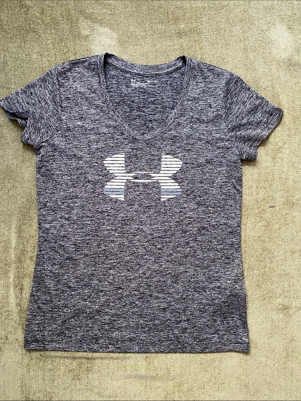 Under Armour Women's Heather Gray V-Neck Logo Tee